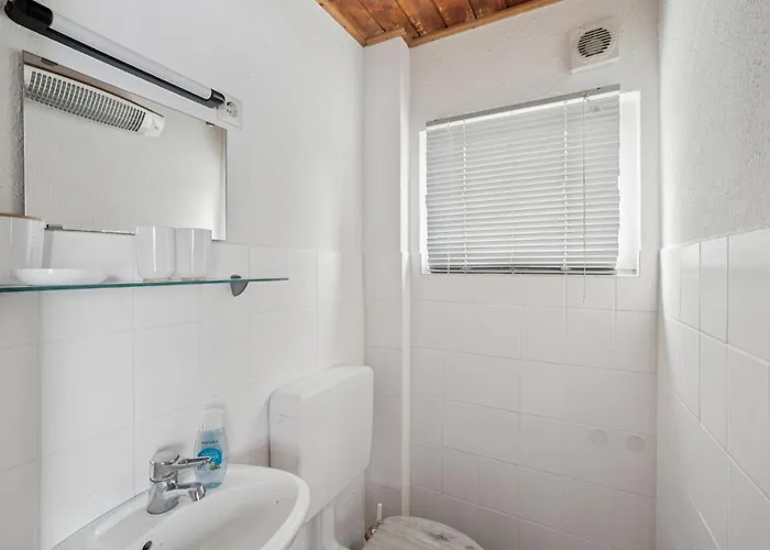 Pet Friendly In Steinebach With Wifi * Steinebach/Sieg